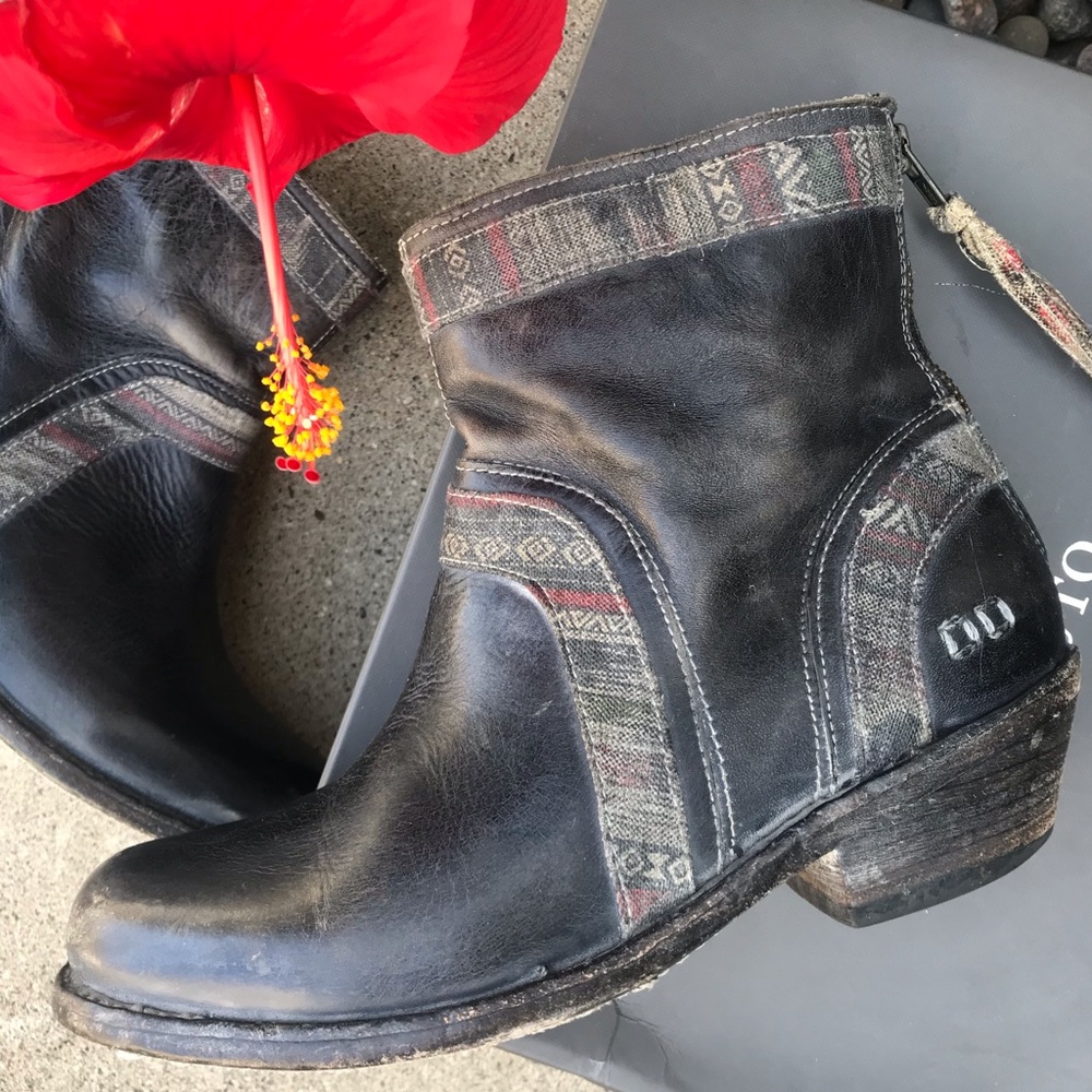 Bedstu Binary Cobbler Booties - image 7